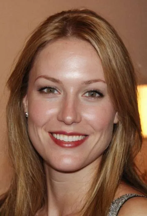 Ildikó, 45