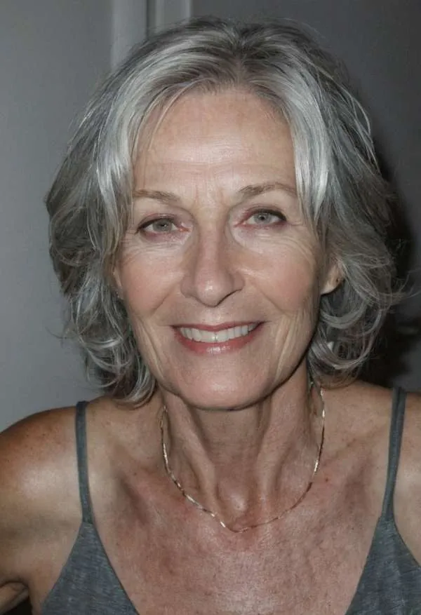 Bernadett, 63