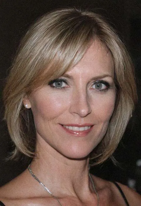 Zsófia, 53