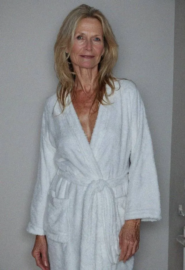 Anna, 56