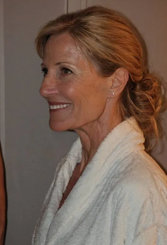 Tímea, 52